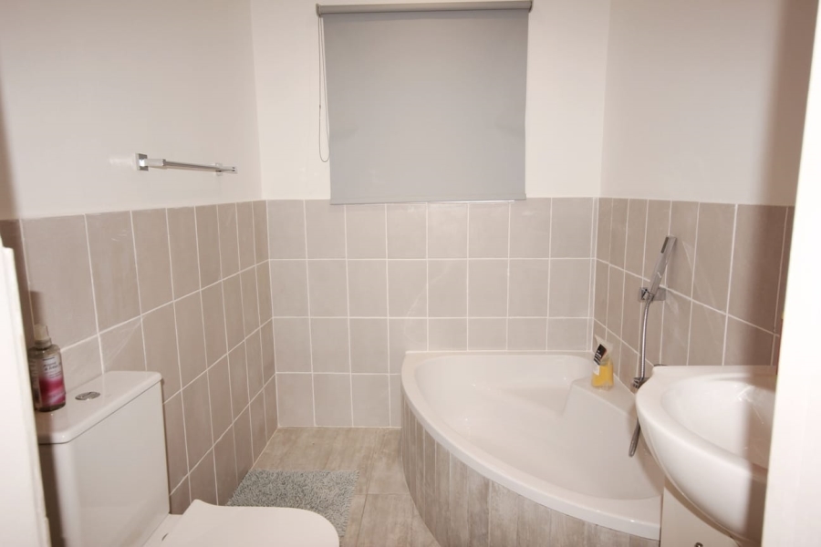 2 Bedroom Property for Sale in Muizenberg Western Cape